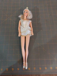 Muñeca Barbie bailarina vintage años 70 con tutú - Imagen 1 de 10