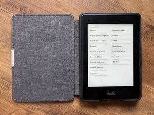 Amazon Kindle Paperwhite (10th Gen) 8GB, Wi-Fi + Case Bundle - No Special Offers - Picture 1 of 5