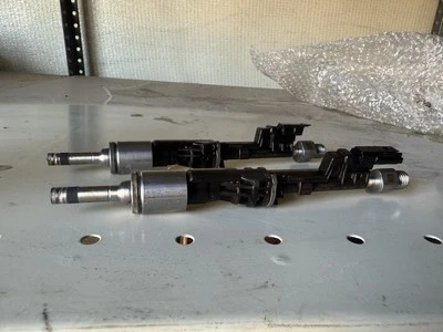 2x Inyectores de combustible BMW 550i 650i 750i M5 M6 Alpina B7L X5 X6 4,4L 13647599876 Foto 1 de 2