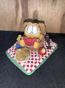 Danbury Mint Garfield Figurine 4" The Gourmet Picnic Jim Davis 1993 Watermelon - Picture 1 of 12