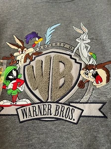 NEW VINTAGE WARNER BROS. T-SHIRT LOONEY TUNES XL LONG SLEEVE/HEAVILY EMBROIDERED - Picture 1 of 9