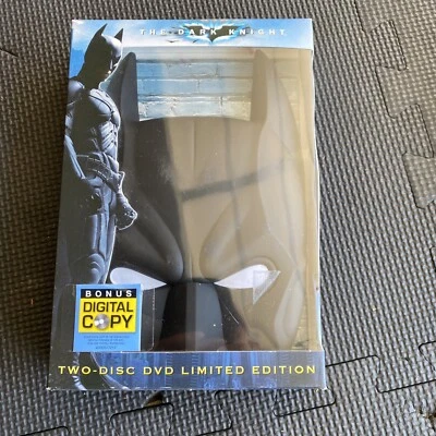 THE DARK KNIGHT-Target Exclusive Ltd Edition 2 disc set w/BATMAN MASK CASE--DVD - Image 1 of 4