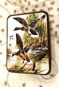 Vintage 70’s Hunting Ducks Geese  Outdoorsmen Playing Cards Tin & 2 Sealed Decks - Picture 1 of 6