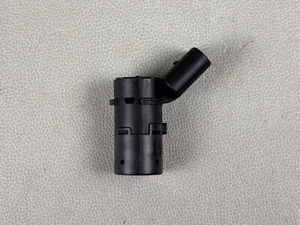 NEW! 2X VOLKSWAGEN /AUDI REAR BACKUP PARKING SENSOR REVERSING RADAR OEM - Bild 1 von 7