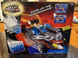 Fly Wheels Hydro Powered Launcher NEW IN BOX 2005