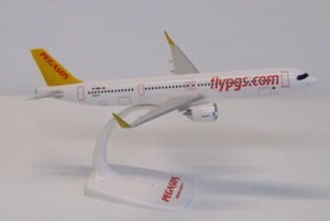 PPC 224059 1:200 Airbus A321neo Pegasus TC-RBA Plastic Push-Fit - Picture 1 of 2