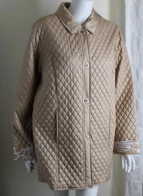 全新带标签 Dennis Basso M 码柔软金色绗缝 100% 真丝衬里香槟夹克现金 — 第 1/4 张图片