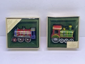 De colección 1983-84 Sello Segunda y Tercera Serie Locomotora Tren Adorno de Navidad. - Imagen 1 de 9