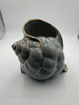 🐚🐚Gray and gold MCM Ceramic Conch Shell Tissue Box Cover🐚🐚 - Image 1 of 4