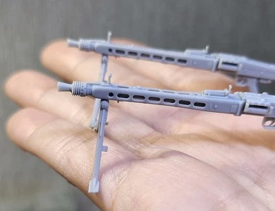 3D Printed 1/72/35 German army  Weapon: MG42 submachine gun Model Unpainted/2pc - Image 1 of 2