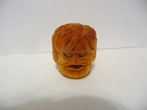 THIMBLE HAND CARVED BASSWOOD SIGNED BY HAYES AMERICAN PRIMITIVE HEAD #2 - Picture 1 of 5
