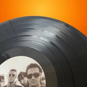 U2 - 18 Singles - 2LP Vinyl Album 2006 Compilation NM Vinyl Island + Booklet - Picture 1 of 23