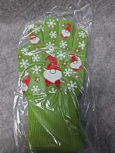 Guanti Sicuri da Forno Temp-tations Tara Invernali Gnomi Verde Nuovi In Borsa - Foto 1 di 3