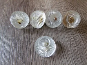 VINTAGE LOT OF 5 CLEAR GLASS RIBBED CABINET DRAWER PULL KNOBS 1 1/2 INCH - Picture 1 of 1
