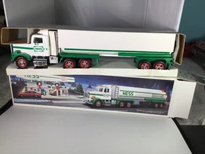 Camión cisterna Hess 1990 juguete conservado nuevo en caja - Imagen 1 de 6