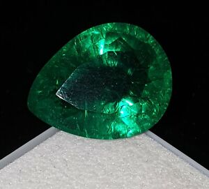 Loose Gemstone Natural Green Emerald Certified 18.77 Ct Transparent Pear Cut Gem