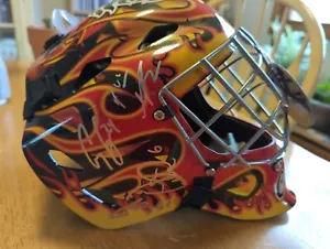 Calgary Flames 2016-17 Team Signed Full Sized Goalie Mask - Picture 1 of 3