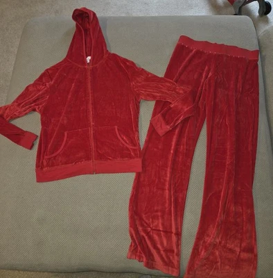 Victoria's Secret RED VELOUR HOODIE & PANTS women's Size small 2 piece... - Image 1 of 4