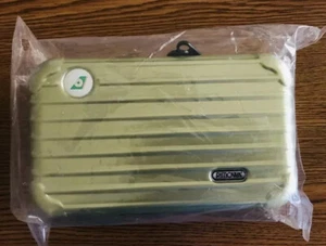 New Neon Light Green Rimowa EVA Air Amenity Kit - Picture 1 of 2