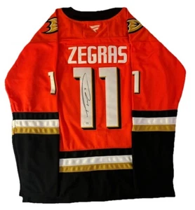 Maglia Anaheim Ducks firmata 2024-25 Trevor Zegras PSA COA autografata - Foto 1 di 4