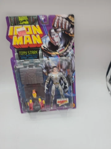 Iron Man TONY STARK  w/ Armor Carrying Suitcase Action Figure ToyBiz 1995 Cover