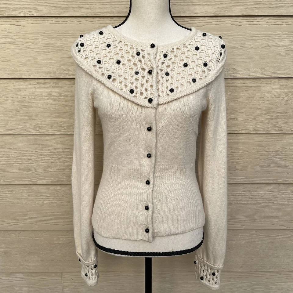 SUÉTER CÁRDIGAN CON CUENTAS SLEEPING ON SNOW ANTHROPOLOGIE BLANCO ROTO XS Foto 1 de 4