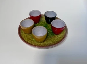 5 Schnapsgläser mit grünem Servier-Tablett bunt KunstKeramik, Handmade - Bild 1 von 4