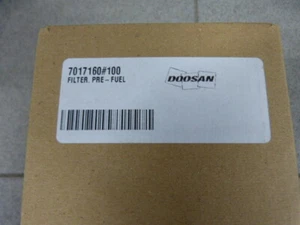 Original Bobcat Telescopic Loader TL470HF Fuel Filter Pre-fuel Filter 7017160 - Picture 1 of 1