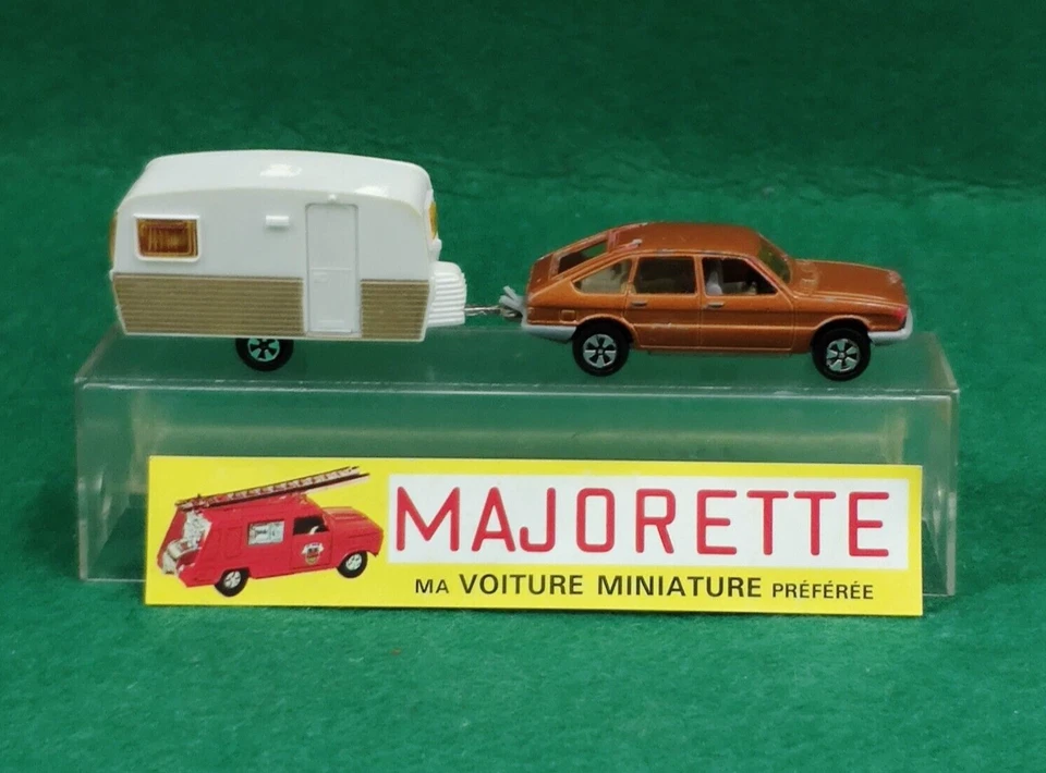 MAJORETTE VINTAGE MADE IN FRANCE SIMCA 1308 + ROULOTTE STERCKEMAN LOVELY 315 BOX - Immagine 1 di 4