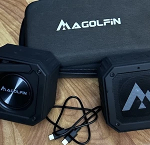 Altavoces magnéticos Bluetooth MAgolfin (2) para golf - con estuche de transporte y cremallera/correa - Imagen 1 de 7