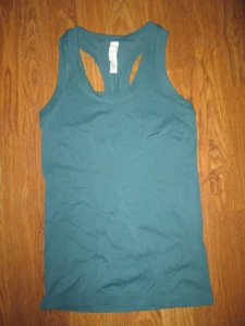 Womens ATHLETA athletic fitted sleeveless shirt XS - Picture 1 of 1