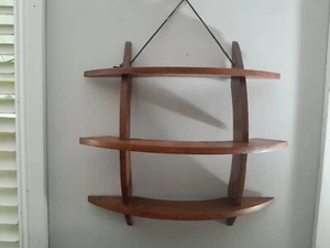 VINTAGE ANTIQUE 'ART DECO' WOODEN CURVED HANGING DISPLAY SHELF - Picture 1 of 2
