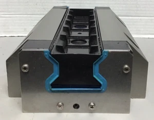 Rexroth R185363110 Blocco Runner a Rullo Acciaio al Carbonio RWA-065-FLS-C3-S-2 (R89) - Foto 1 di 8