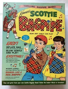 Scottie Bagpipe with original box & instructions Vintage Kenner 1962 instrument - Picture 1 of 21