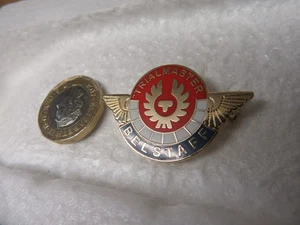 BELSTAFF EMAILLE ANSTECKNADEL ABZEICHEN FÜR TRIALMASTER WACHSJACKE - Bild 1 von 3