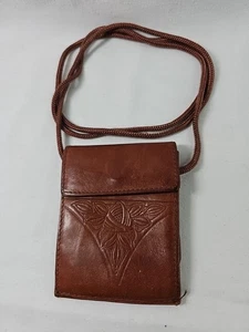 Rolfs Leder Ausweis Halter Druckknopf Ausweis Fenster & Kartenfach Blume Design Schlüsselband - Bild 1 von 4