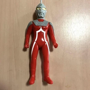 Ultra Seven 2002 Sofubi Figure Japan Toy Used Collectible - Picture 1 of 5