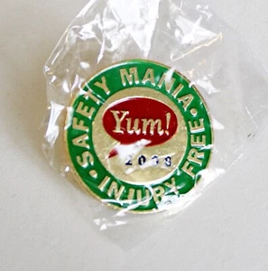 Vtg NIP 2008 SAFETY MANIA INJURY FREE YUM Pizza Hut Award HAT SHIRT PIN - Picture 1 of 2