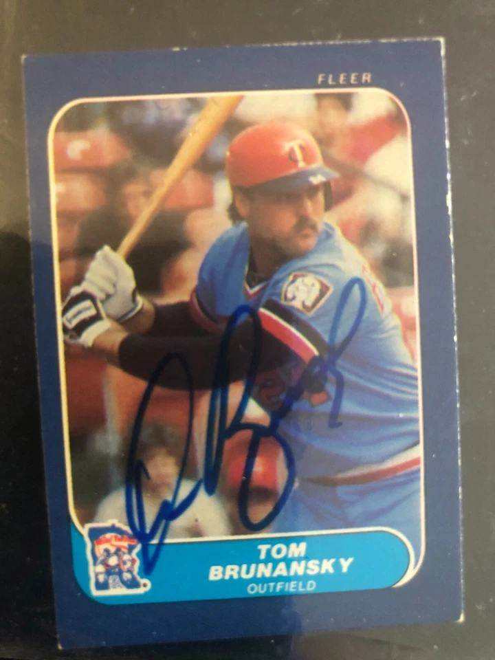 Minnesota Twins TOM BRUNANSKY autographed 1986 Fleer Mini - Image 1 of 1