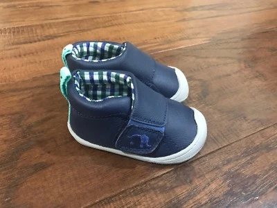 NUEVO Zapatos Carter’s Andy Stage 1 Crawl Azul Marino Talla 2 2.5 o 3 Foto 1 de 4