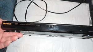 SONY Model DVP-SR200P DVD Player With Remote - Picture 1 of 4