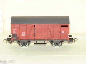 PIKO  JOLI WAGON COUVERT A ESSIEUX DE LA DB  RESEAU ECHELLE HO - Picture 1 of 1