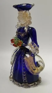 VINTAGE style MURANO BLUE VICTORIAN LADY WITH FLOWERS GOLD 24t FLECK FIGURINE - Picture 1 of 12
