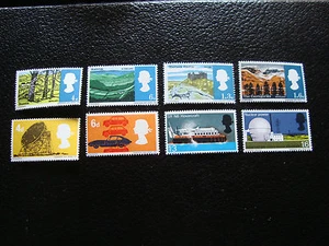 ROYAUME-UNI - timbre yt n° 437 a 440 449 a 452 n* (A8) stamp united kingdom(A) - Picture 1 of 1