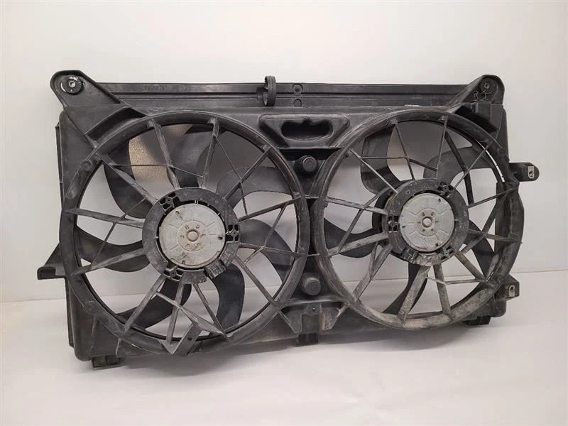 07-14 CADILLAC ESCALADE Radiator Fan Motor Assembly Dual Fan   - Image 1 of 4