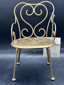 Silla de metal dorado Maileg para mini animales conejos retirados y rara - Imagen 1 de 5