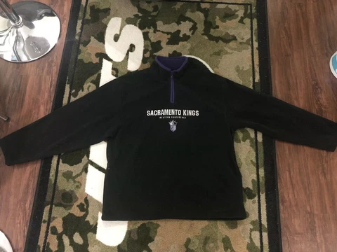 NBA Sacramento Kings Pullover Sweatshirt Reebok XL Cover
