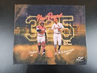 ST. LOUIS CARDINALS WAINWRIGHT & MOLINA 325TH CAREER START RALLY TOWEL - Image 1 of 4