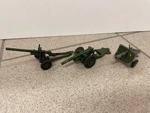 Dinky 693 Howitzer Field Gun,  Dinky 692 Medium Gun, Crescent 1248/9 18 Pounder - Picture 1 of 8
