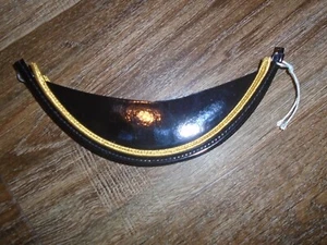 HOUSEHOLD CAVALRY PEAK FOR CAP ONE LINE OF GOLD BRAID BRITISH ARMY NEW - Picture 1 of 2